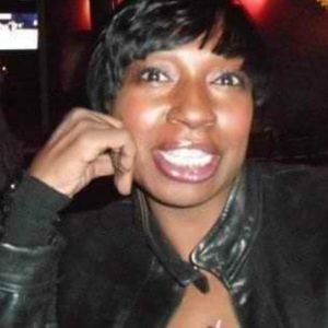 Meet your Posher, Renee imecca